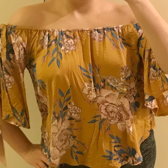 Summer shirt - Picture 1 of 3
